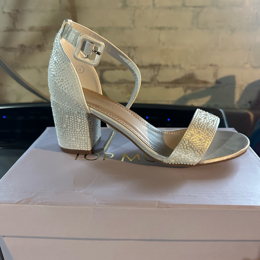 Top Moda Women's Silver Block Heel Sandals